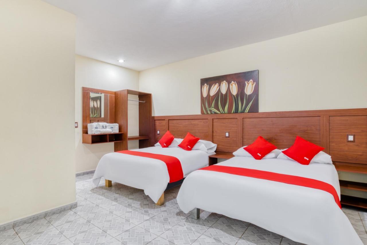 Oyo Hotel Platinium Gran Hotel,Guadalajara,Artesanias Tonala Εξωτερικό φωτογραφία